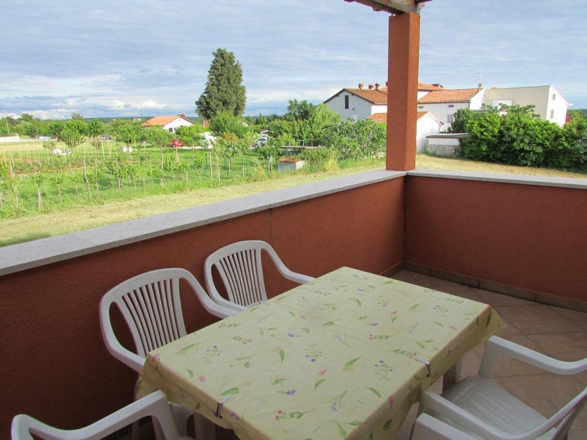 Apartments Monte Rosso Savudrija Bagian luar foto